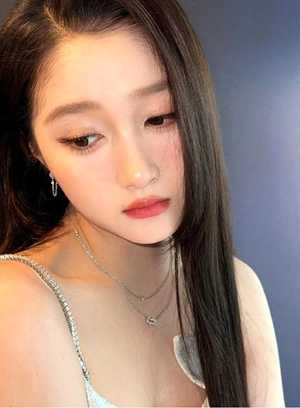 鹿晗疑似吸毒