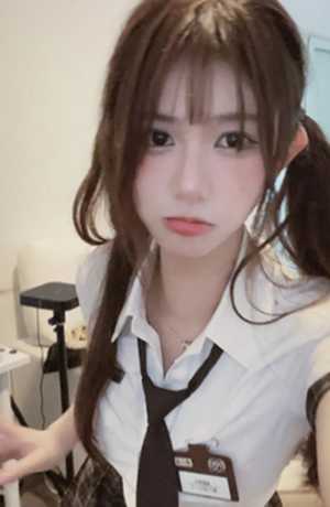 网红人设崩颤