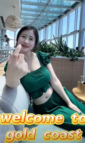 巨乳