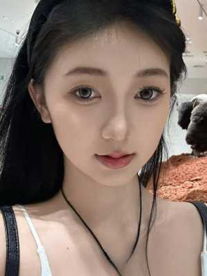 杨欣欣