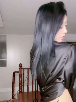 小乳被揉拧