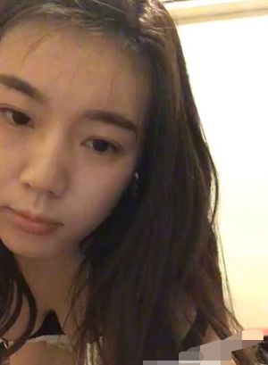 清纯大长腿