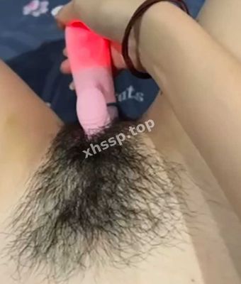 秦浠雨