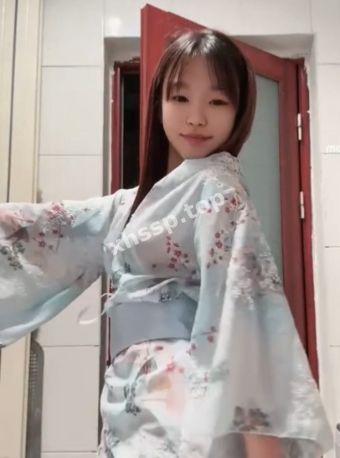 黑丝足交