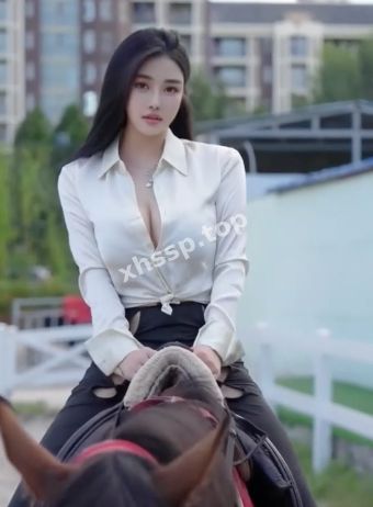 开裆黑丝
