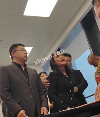 卖身上位