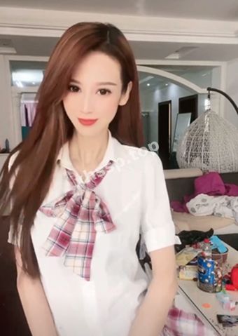 御姐人设崩塌