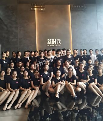 京新时代模特学校