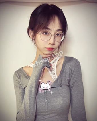 眼镜娘