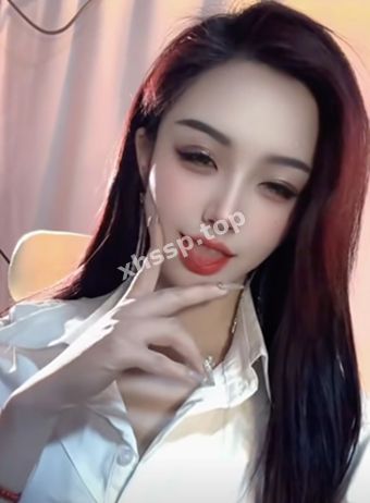 前凸后翘