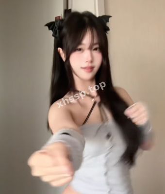 清纯腼腆