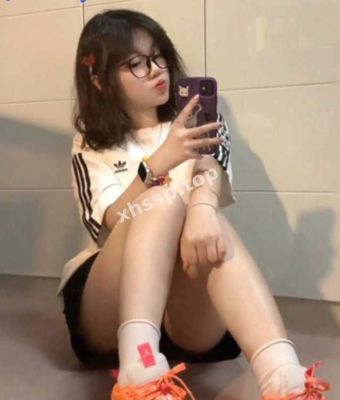 甜美校花