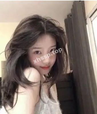 在校女大学生