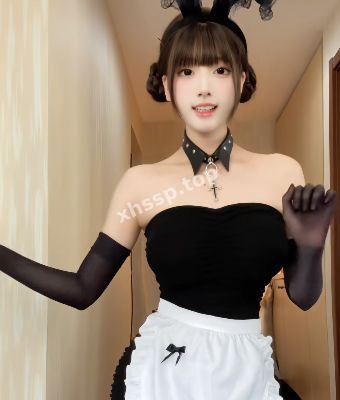 00后双马尾甜妹
