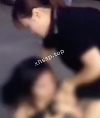 正室暴打小三