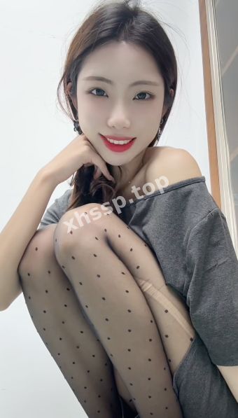 被金主包养