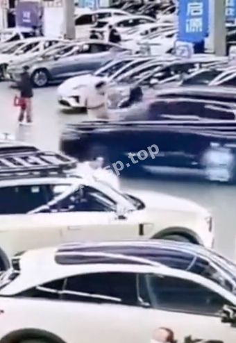 自动驾驶翻车