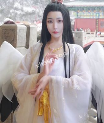 cos圈嫩妹