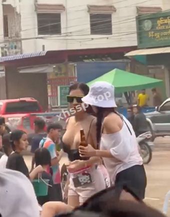 炸裂骚姿