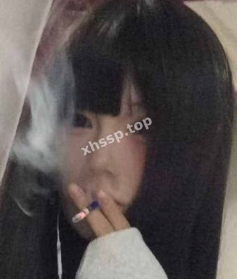 酥胸翘臀