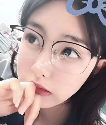 巨乳美少女