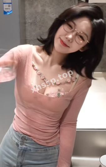 纯欲丰满网红