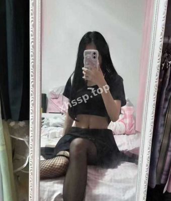 床下淑女床上骚浪
