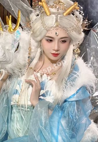 窈窕迷人