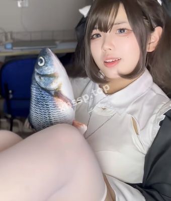 丰满小嫩妹