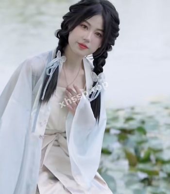 00后嫩妹