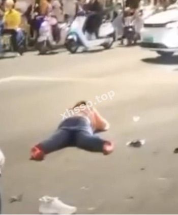 路口车祸
