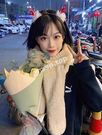清纯甜妹