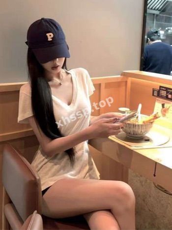 李雅曦
