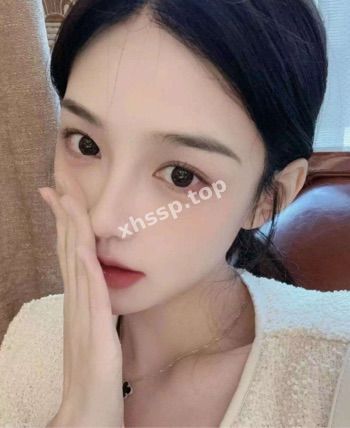 覃慧莉