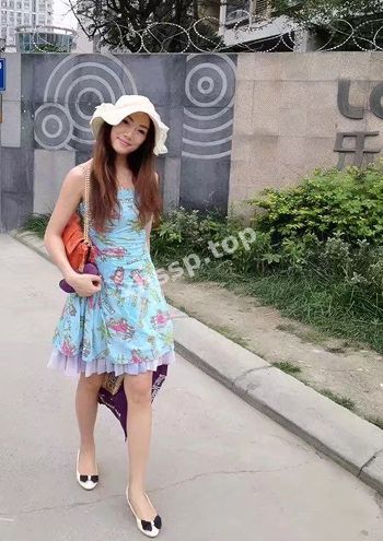岳美红
